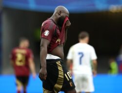 Dua Gol Dianulir, Tiga Peluang Emas Terbuang, Romelu Lukaku Apes di Awal Euro 2024
