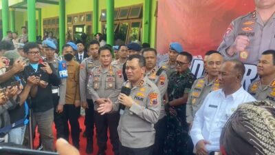 Kapolda Jawa Tengah Kunjungi Sukolilo, Beri Penyuluhan Hukum dan Jaminan Kamtibmas