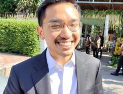 KGPAA Mangkunegara X Hadiri Akad Nikah Keponakan Presiden Jokowi di Solo