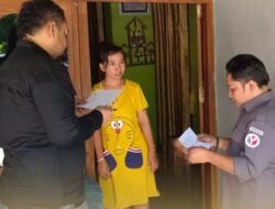 Monitoring di Wilayah Perbatasan, Bawaslu Pati Temukan Beberapa Rumah Belum Terpasang Stiker