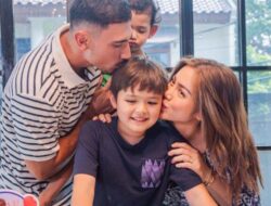 Sikap El Barack Alexander Tuai Pujian, Jessica Iskandar Ungkap Pola Asuhnya