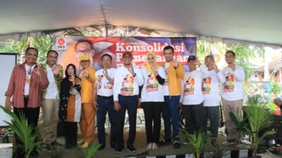 Imam Budi Hartono-Ririn Farabi Resmi Daftar Pilwalkot Depok ke KPU