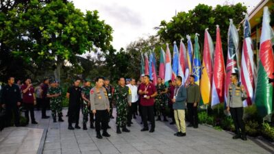 TNI Polri Amankan KTT IAF (Sumber Foto. Okezone.Com)
