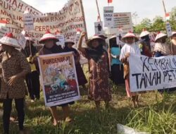 BERBONDONG-BONDONG DATANGI LOKASI KEGIATAN PERINGATAN HARI TANI: GERAKAN MASYARAKAT PETANI PUNDENREJO MENGECAM TINDAKAN INTIMIDASI PT LAJU PERDANA INDAH