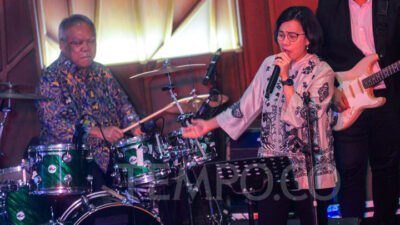 Momen Menghibur di Kementerian PUPR: Sri Mulyani dan Basuki Hadimuljono Bernyanyi Bersama