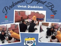 Berikan Perekaman e-KTP Disabilitas, Disdukcapil Pati Datangi Rumah ke Rumah