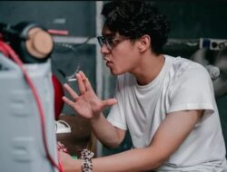 Ardhito Pramono Ungkap Alasan di Balik Aksi Menangis di Media Sosial