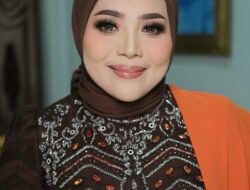 Muzdalifah Tekuni Bisnis Online, Jadikan Rumah Sebagai Gudang Dagangan