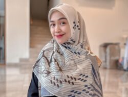 Ria Ricis Wujudkan Mimpi: Mengajar di Sekolah Bersama Oki Setiana Dewi