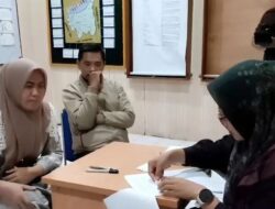 Penyidik Bareskrim Polri Geledah Kantor dan Rumah Kades Kohod Terkait Kasus Pagar Laut