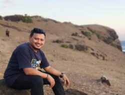 FIQIH SOSIAL: JALAN TENGAH ANTARA HUKUM DAN KEMANUSIAAN  Memahami Kembali Pesan KH. MA Sahal Mahfudh Tentang Fiqih Yang Tak Hanya Sah Secara Hukum, Tapi Juga Adil Secara Sosial.