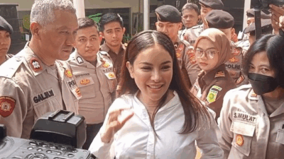 Nikita Mirzani Cabut Gugatan Rp 100 M terhadap Reza Gladys, Kuasa Hukum Tegaskan Tanpa Tekanan