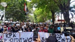 Ribuan Warga Pati Surati KPK: Segera Tangkap Sudewo, Kantor Pos Pati Siapkan 9 Loket