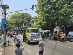 Massa MPB Kirim Surat Serentak ke KPK, Aksi Damai Dapat Apresiasi Kapolresta Pati