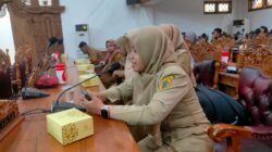 Pemerintah Kabupaten (Pemkab) Pati dinilai tidak memberikan rasa keadilan bagi lulusan Pendidikan Profesi Guru (PPG) Prajabatan jurusan Pendidikan Guru Sekolah Dasar (PGSD). (Jurnalindo.com)