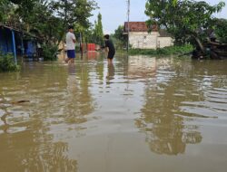Tanggul Sungai Widodaren Jebol, 700 Rumah Terendam Air