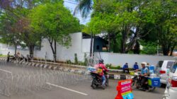 Akses Menuju DPRD Pati Ditutup, Polisi Lakukan Sterilisasi Jelang Sidang Paripurna