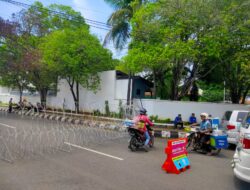 Akses Menuju DPRD Pati Ditutup, Polisi Lakukan Sterilisasi Jelang Sidang Paripurna