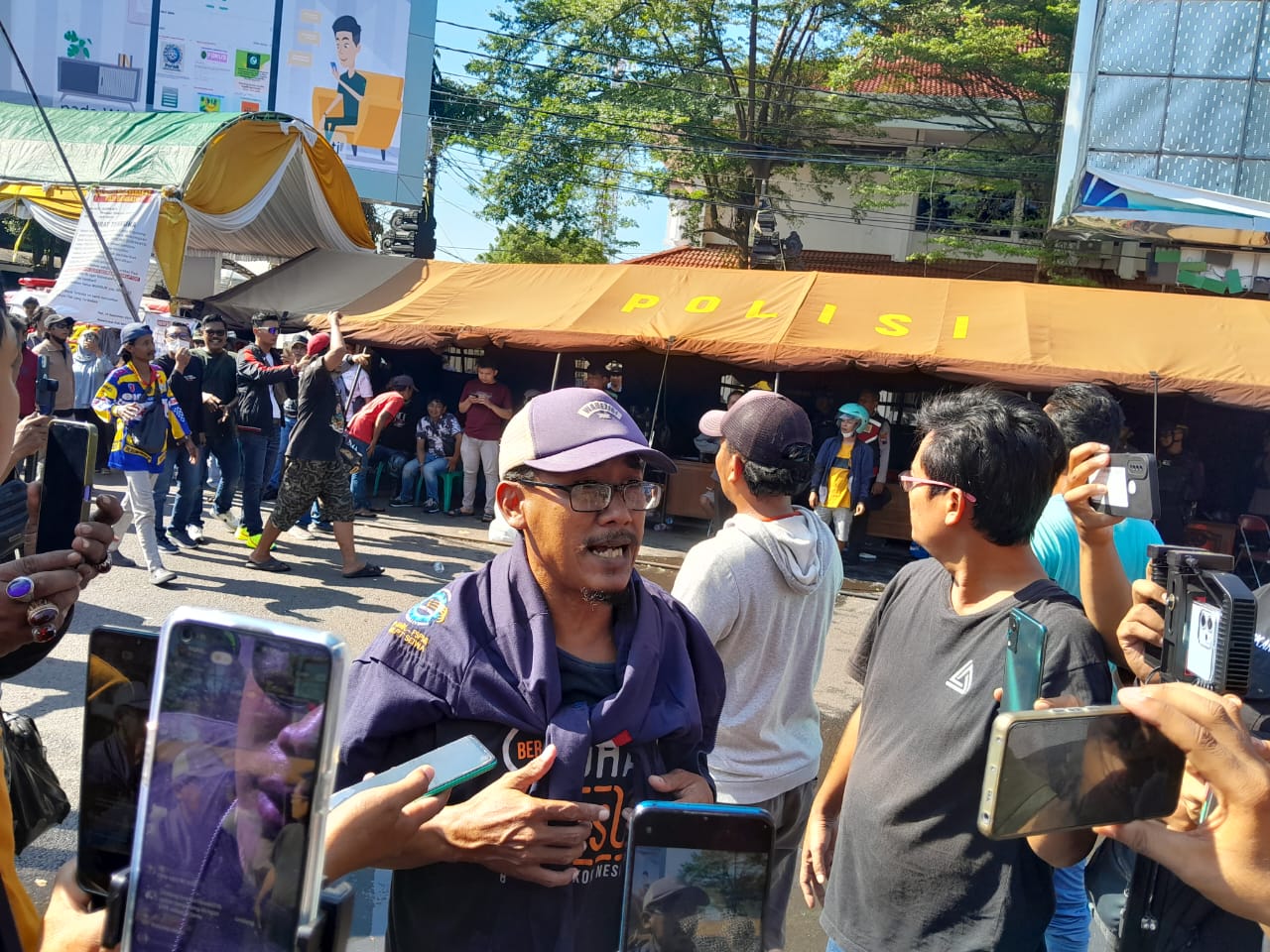 Suasana memanas kembali terjadi usai rapat Panitia Khusus (Pansus) Hak Angket DPRD Pati dengan Bupati Sudewo pada Kamis (Jurnalindo.com)