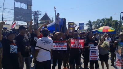 Isu perpecahan antara masyarakat Pati Utara dan Pati Selatan kian memanas di jagat media sosial. Narasi yang menggiring opini adanya rivalitas antardaerah itu dinilai berpotensi memicu gesekan sosial di Kabupaten Pati. (Jurnalindo.com)