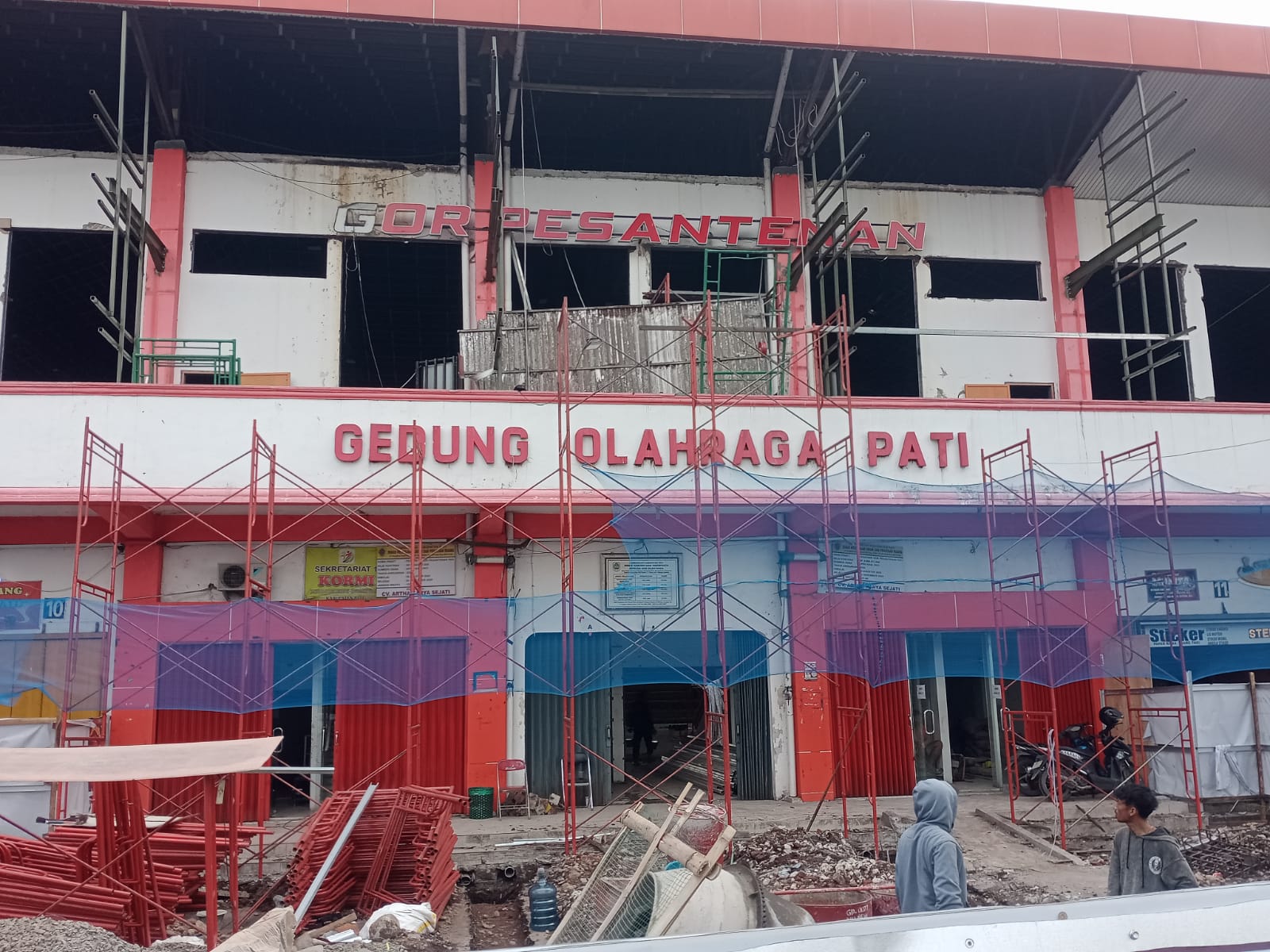 Gor Pesantenan Meebihi Target (Sumber Foto JurnalIndo.Com)