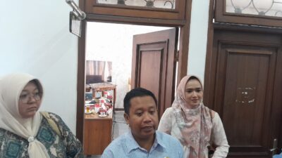 Isu Panas Bubarkan DPRD (Sumber Foto JurnalIndo)