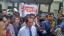 Pembacaan Dakwaan Aktivis Pati, Kuasa Hukum AMPB Sebut Pasal “Sampah”