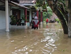 Banjir Parah Rendam Bumirejo Juwana, Ratusan Rumah Terendam, Logistik Menipis