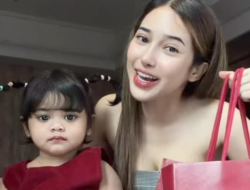 Ulang Tahun ke-2 Putri Dilan Janiyar, Dapat Kado Perhiasan Cartier yang Penuh Makna