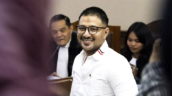 Sidang Ammar Zoni Memanas, Tuding Polisi Gunakan Alat Setrum saat Penangkapan