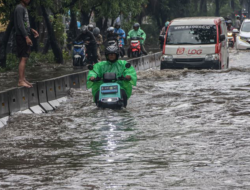 Banjir Rendam Sejumlah Wilayah Jakarta, Pemprov Tambah Operasi Modifikasi Cuaca