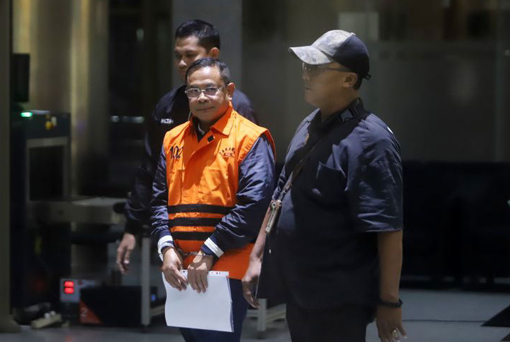 img-s-msn-com.akamaized.net