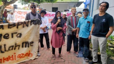 Warga Doropayung Demo BPN Pati, Tolak Penggusuran untuk Proyek Koperasi Desa Merah Putih