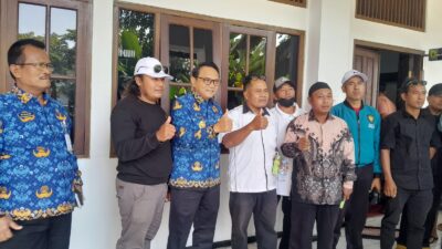 Jalan Rusak Puluhan Tahun, Warga Tompegunung Mengadu ke Pendopo Pati