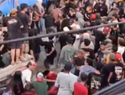 Viral! Tawuran Karnaval Sound Horeg Pasucen, Polisi Kena Lemparan Saat Amankan Massa