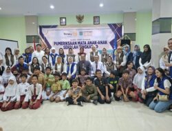 Tak Lagi Kabur, 187 Siswa SD di Pati Dapat Kacamata Gratis untuk Menunjang Belajar