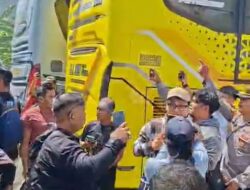 Liput Kericuhan Sidang Sudewo, Wartawan Tribun Jateng Mengaku Dihalangi Hingga Kalung Pers Putus