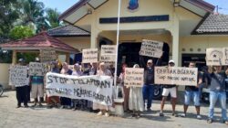 TANI KARANGSARI-PATI PENUHI PANGGILAN POLDA JAWA TENGAH, SERUKAN HENTIKAN ANCAMAN KRIMINALISASI TERHADAP PETANI