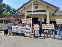 TANI KARANGSARI-PATI PENUHI PANGGILAN POLDA JAWA TENGAH, SERUKAN HENTIKAN ANCAMAN KRIMINALISASI TERHADAP PETANI