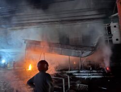 Diduga Korsleting Listrik, Toko Pakaian di Waturoyo Pati Terbakar, Kerugian Rp 250 Juta